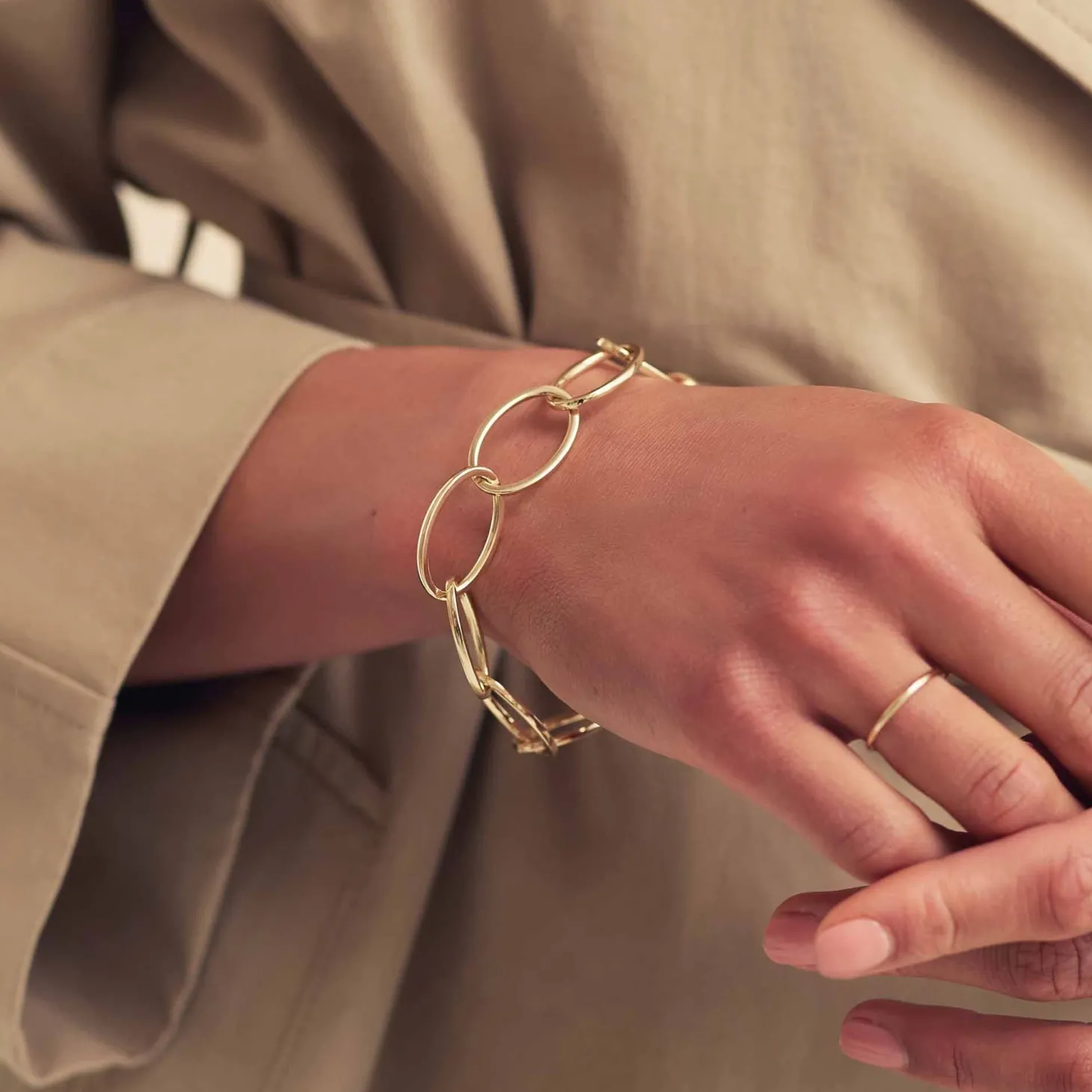Isabel Bernard Aidee Annette 14 karaat gouden schakelarmband Cheap