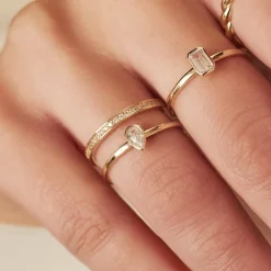 Isabel Bernard Baguette Genevieve 14 karaat gouden ring met witte zirkonia steen Discount