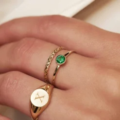 Isabel Bernard Baguette Olivia 14 karaat gouden ring met groene zirkonia steen Cheap