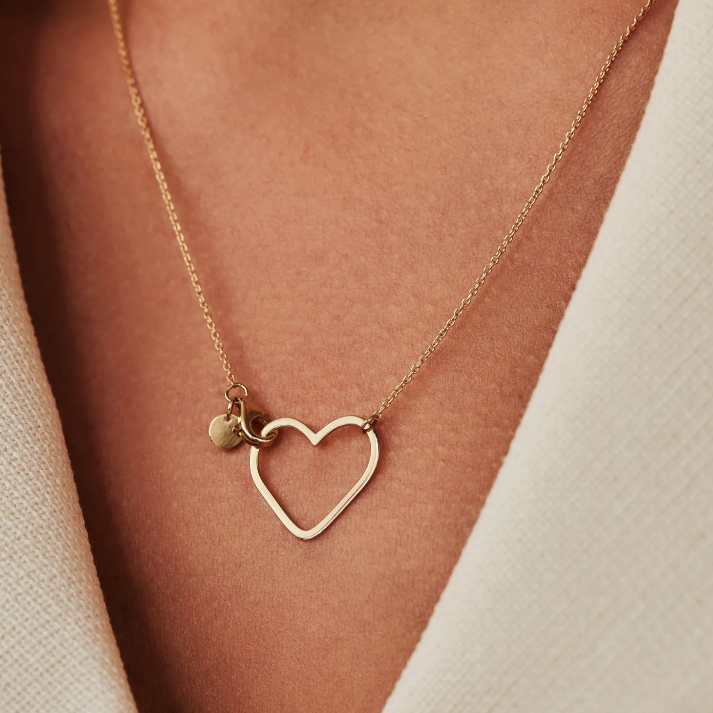 Isabel Bernard Belleville Amore 14 karaat gouden collier met hartje Fashion