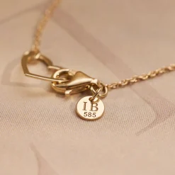 Isabel Bernard Belleville Amore 14 karaat gouden armband met hartje Sale