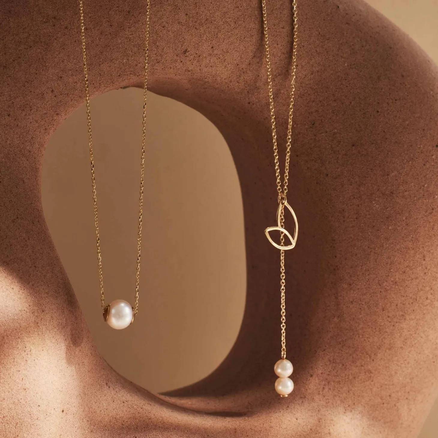Isabel Bernard Belleville Luna 14 karaat gouden collier met zoetwaterparel Online