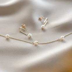 Isabel Bernard Belleville Luna 14 karaat gouden oorknoppen met zoetwaterparel Best Sale
