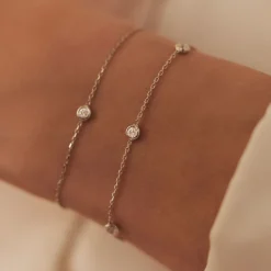 Isabel Bernard De la Paix Alfie 14 karaat witgouden armband met diamant 0.12 karaat Best Sale