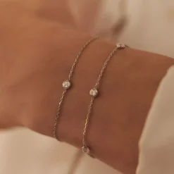 Isabel Bernard De la Paix Alfie 14 karaat witgouden armband met diamant 0.12 karaat Best Sale