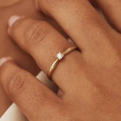 Isabel Bernard De la Paix Celesse 14 karaat gouden ring met diamant 0.07 karaat Best