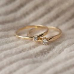 Isabel Bernard De la Paix Celesse 14 karaat gouden ring met diamant 0.07 karaat Best