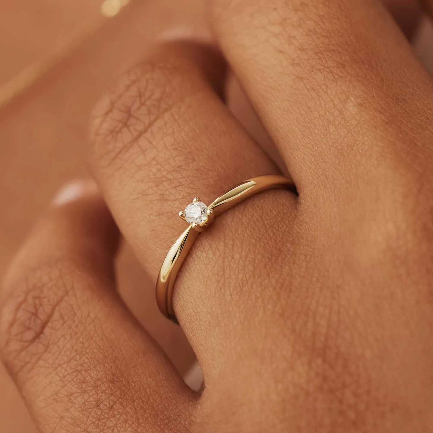 Isabel Bernard De la Paix Céline 14 karaat gouden ring met diamant 0.05 karaat Best