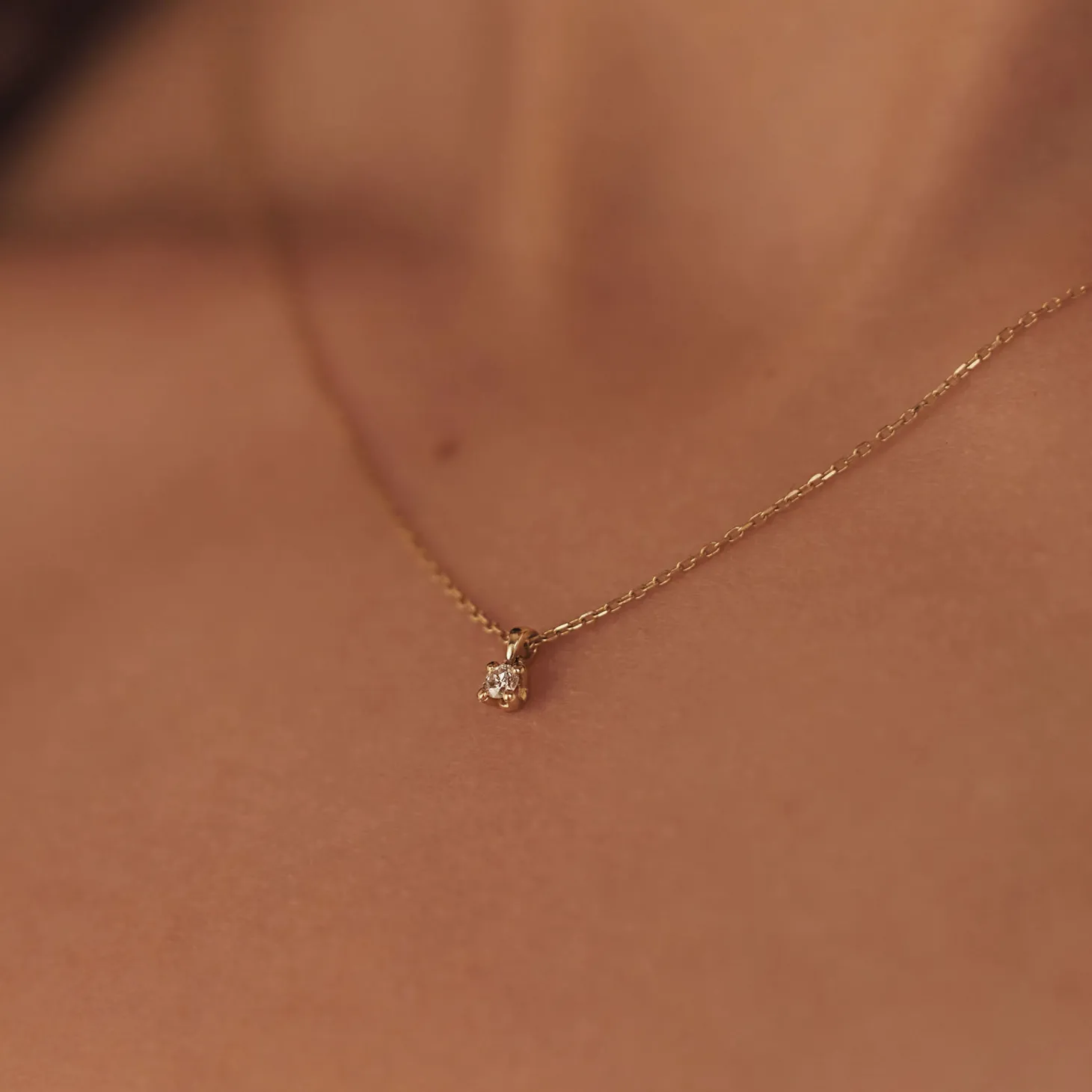 Isabel Bernard De la Paix Céline 14 karaat gouden collier met diamant 0.05 karaat Sale