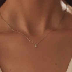 Isabel Bernard De la Paix Céline 14 karaat witgouden collier met diamant 0.05 karaat Sale