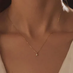 Isabel Bernard De la Paix Emily 14 karaat gouden collier met diamant 0.05 karaat Best