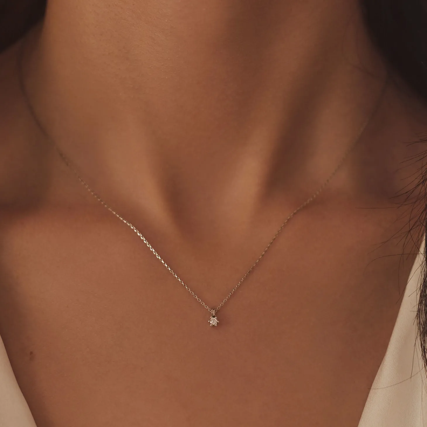 Isabel Bernard De la Paix Emily 14 karaat witgouden collier met diamant 0.05 karaat Best