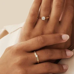 Isabel Bernard De la Paix Hanaé 14 karaat gouden ring met diamant 0.14 karaat Clearance