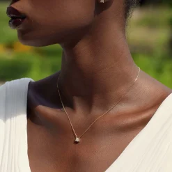 Isabel Bernard De la Paix Hanaé 14 karaat gouden collier met diamant 0.14 karaat Online
