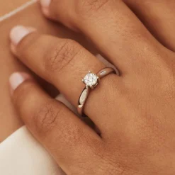 Isabel Bernard De la Paix Hanaé 14 karaat witgouden ring met diamant 0.08 karaat Online
