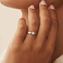Isabel Bernard De la Paix Hanaé 14 karaat witgouden ring met diamant 0.08 karaat Online