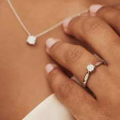 Isabel Bernard De la Paix Hanaé 14 karaat witgouden ring met diamant 0.08 karaat Online