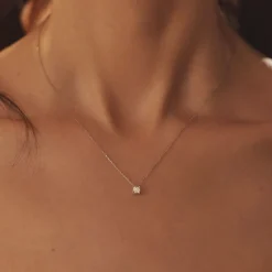 Isabel Bernard De la Paix Hanaé 14 karaat witgouden collier met diamant 0.08 karaat Clearance