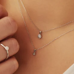 Isabel Bernard De la Paix Inaya 14 karaat witgouden collier met diamant 0.03 karaat Cheap