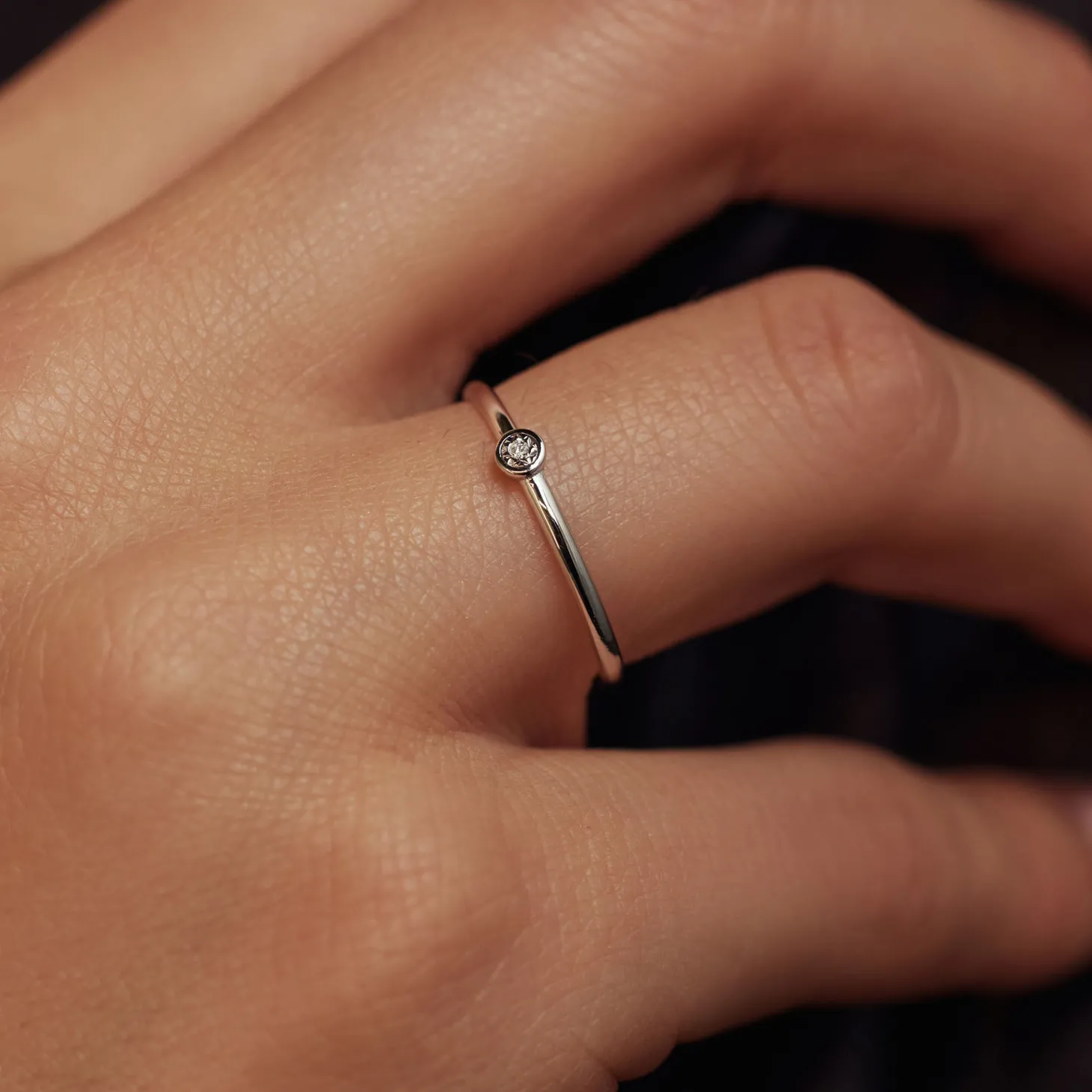 Isabel Bernard De la Paix Inaya 14 karaat witgouden ring met diamant 0.01 karaat Sale