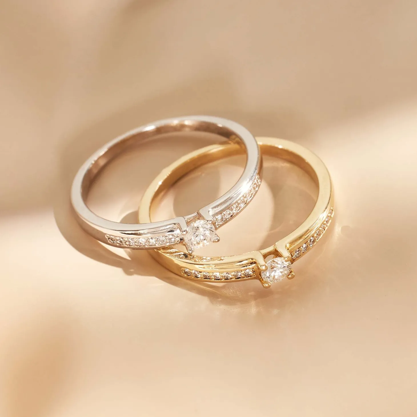 Isabel Bernard De la Paix Madeline 14 karaat witgouden ring met diamant 0.20 karaat Hot