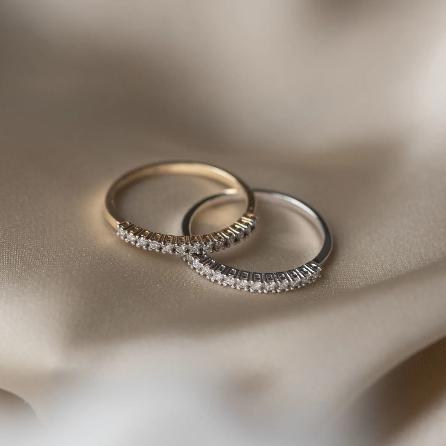 Isabel Bernard De la Paix Madeline 14 karaat witgouden ring met diamant 0.14 karaat New