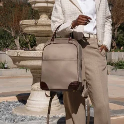 Isabel Bernard Du Louvre Cher taupe rugzak New