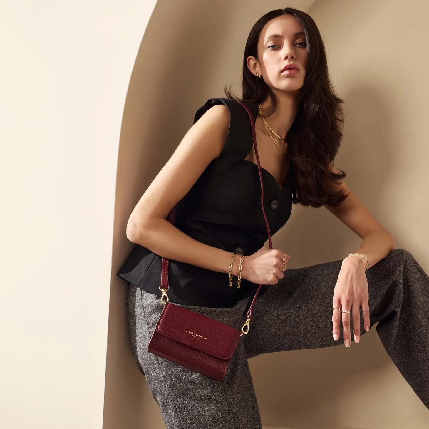 Isabel Bernard Femme Forte Kim bordeaux leren crossbody tas van kalfsleer Cheap