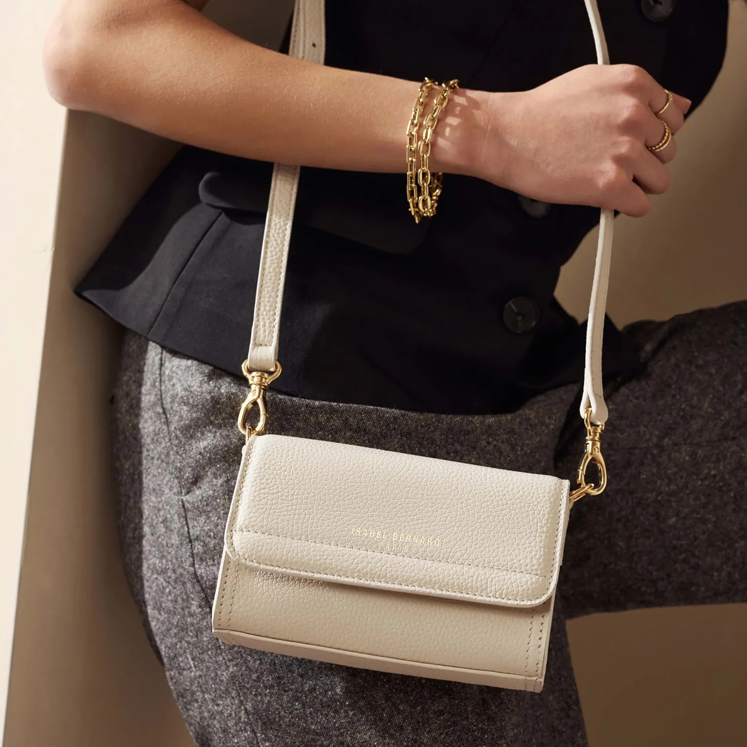 Isabel Bernard Femme Forte Kim crème leren crossbody tas van kalfsleer Cheap