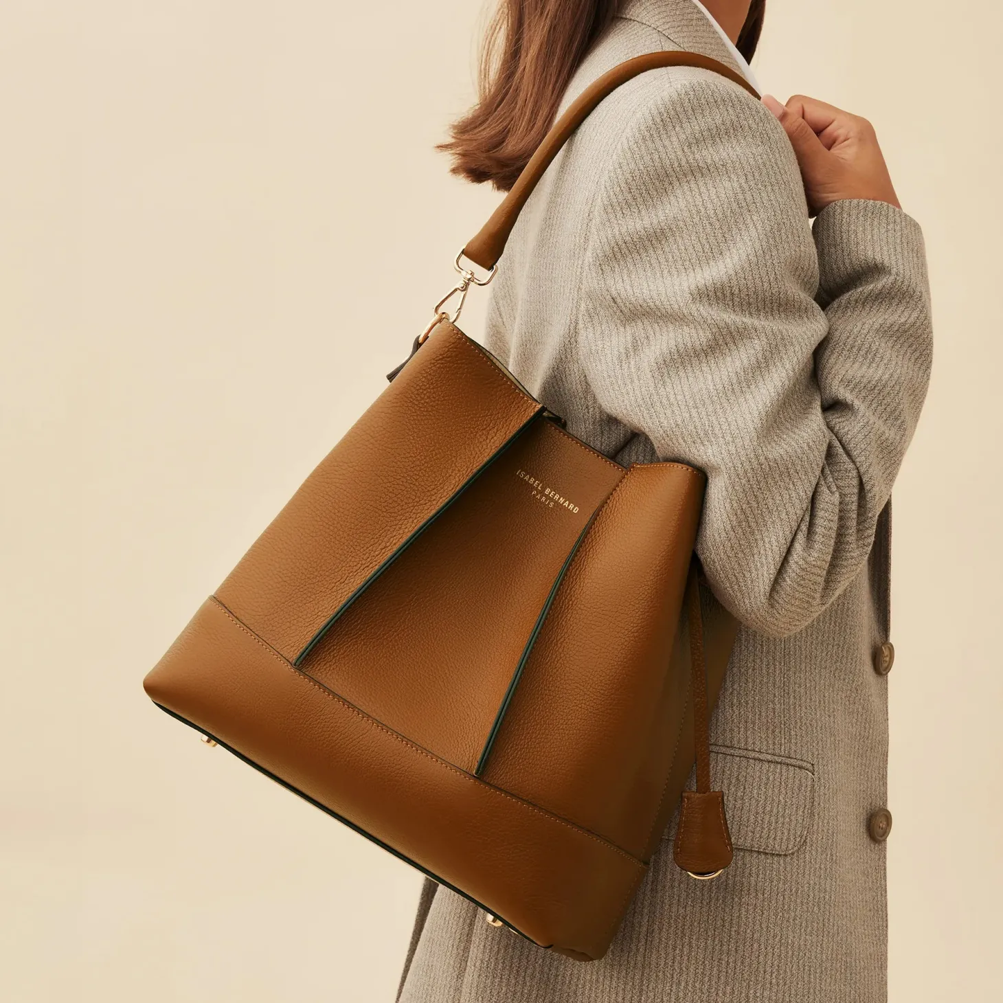 Isabel Bernard Femme Forte Macie cognac leren schoudertas van kalfsleer Sale
