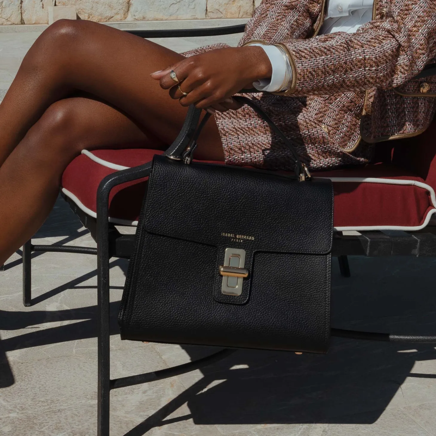Isabel Bernard Femme Forte Simone Midi zwarte leren handtas van kalfsleer Shop