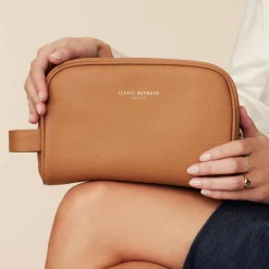Isabel Bernard Honoré Blaize camel leren toilettas van kalfsleer Outlet