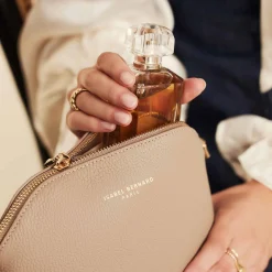 Isabel Bernard Honoré Brunelle taupe leren toilettas van kalfsleer Flash Sale