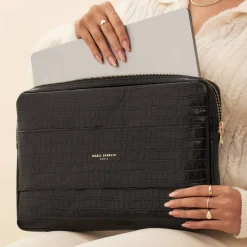 Isabel Bernard Honoré Caress croco zwarte leren laptop hoes van kalfsleer Best