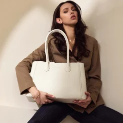 Isabel Bernard Honoré Cloe Midi crème leren handtas van kalfsleer New