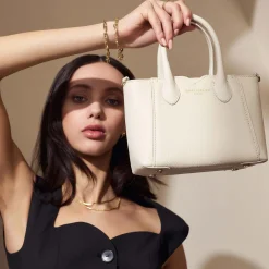 Isabel Bernard Honoré Cloe Mini crème leren handtas van kalfsleer Store