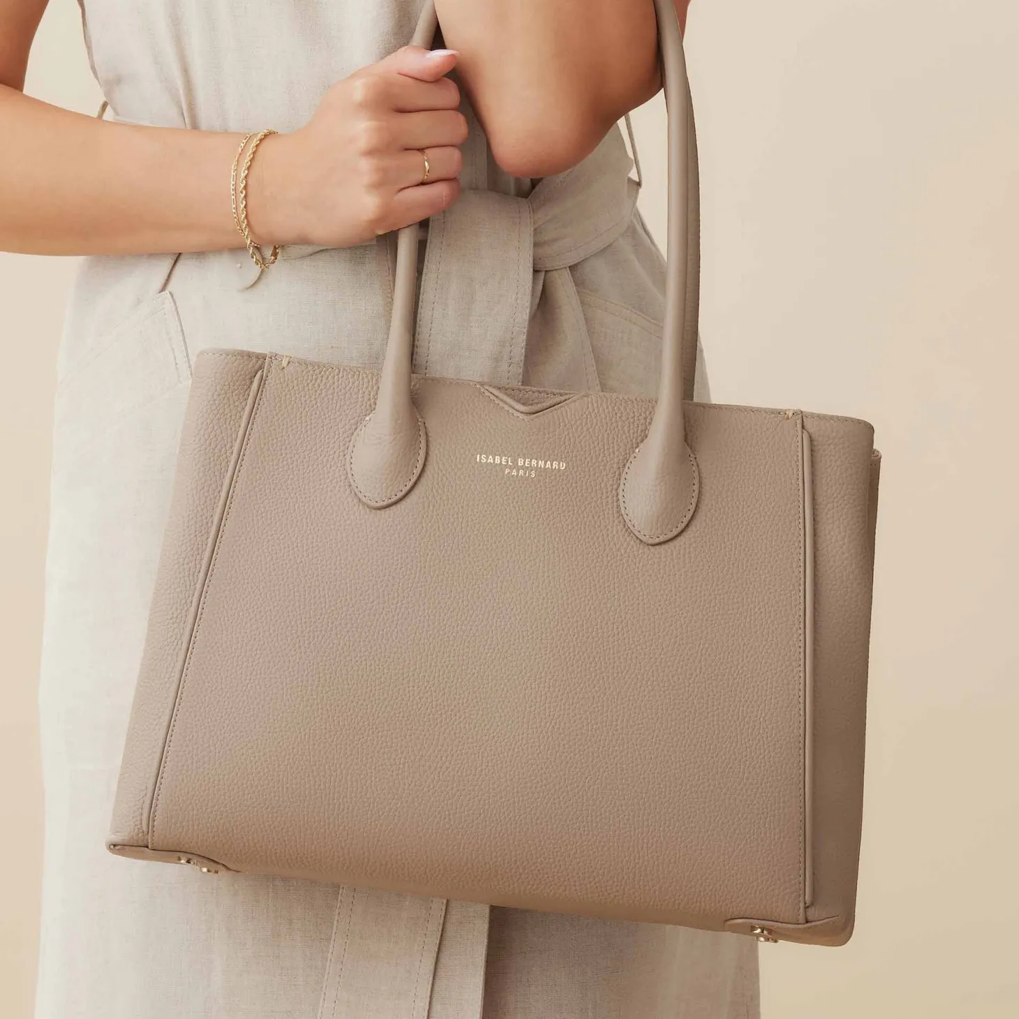 Isabel Bernard Honoré Cloe taupe leren handtas van kalfsleer Best Sale