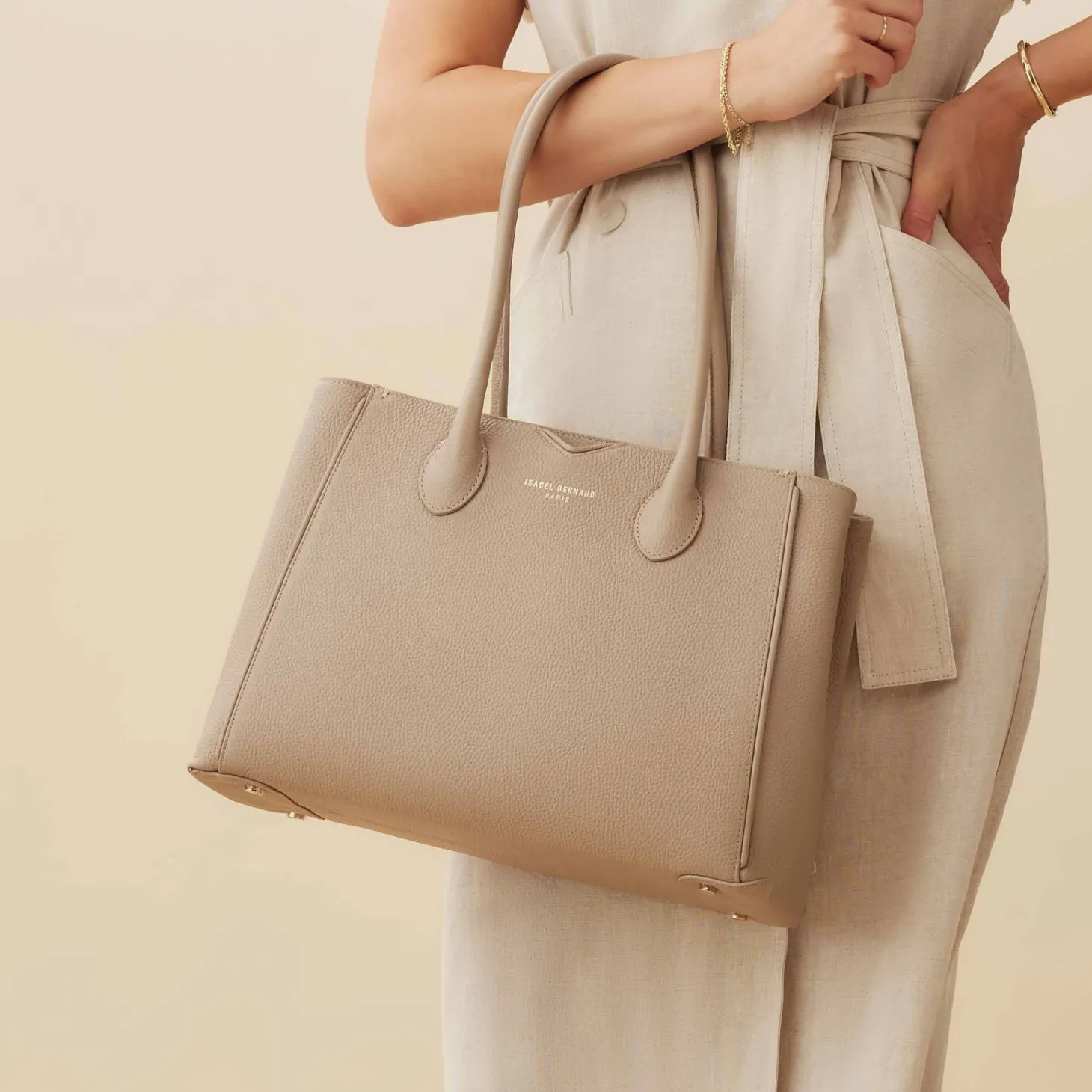 Isabel Bernard Honoré Cloe taupe leren handtas van kalfsleer Best Sale