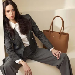 Isabel Bernard Honoré Lysanne camel leren shopper van kalfsleer Best