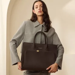 Isabel Bernard Honoré Nadine bruine leren handtas van kalfsleer met laptopvak Discount