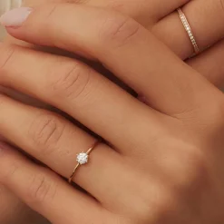 Isabel Bernard La Concorde Abelle 14 karaat rosé gouden ring met zirkonia steentje Clearance