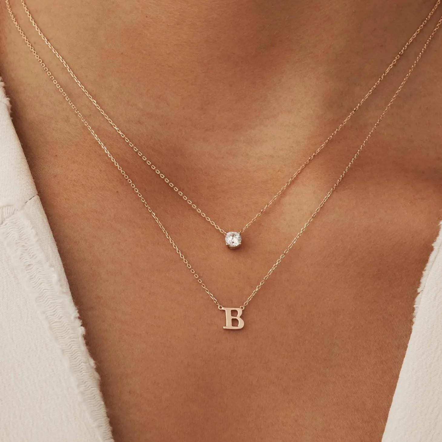 Isabel Bernard La Concorde Chloé 14 karaat rosé gouden initial collier met letter Outlet