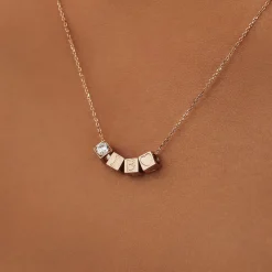 Isabel Bernard La Concorde Felie 14 karaat rosé gouden kubus bedel met zirkonia steentje Flash Sale