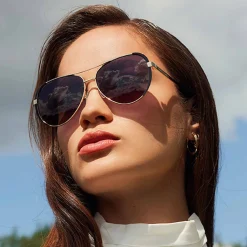 Isabel Bernard La Villette Roxanne goudkleurige aviator zonnebril met zwarte glazen Outlet