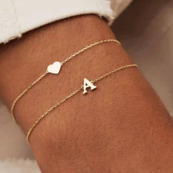 Isabel Bernard Le Marais Rachel 14 karaat gouden initial armband met letter Clearance