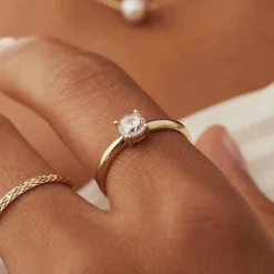Isabel Bernard Le Marais Soleil 14 karaat gouden ring met zirkonia steen Best