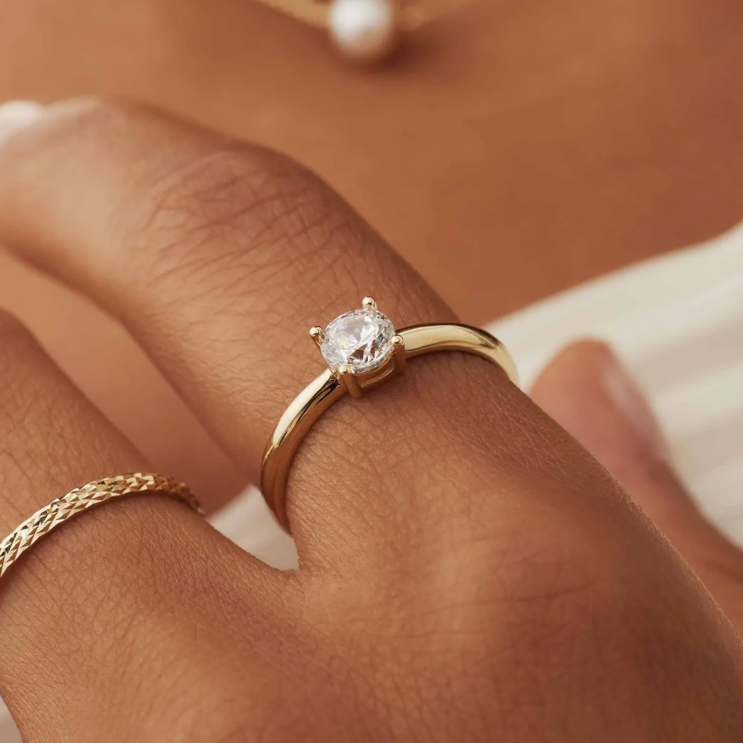 Isabel Bernard Le Marais Soleil 14 karaat gouden ring met zirkonia steen Best