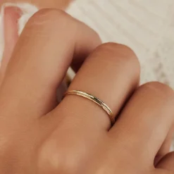 Isabel Bernard Rivoli Laura 14 karaat gouden ring met diamond cut Sale