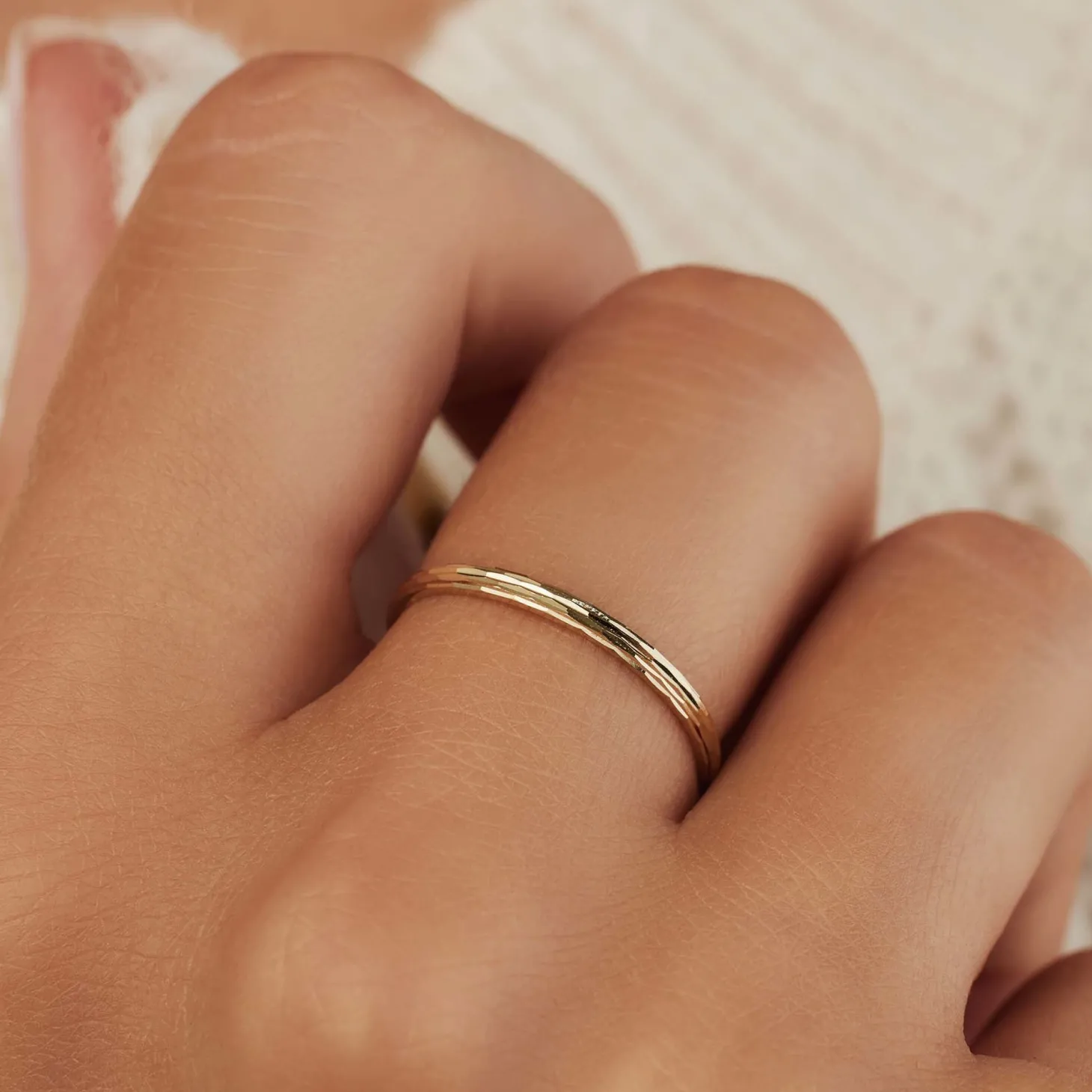 Isabel Bernard Rivoli Laura 14 karaat gouden ring met diamond cut Sale