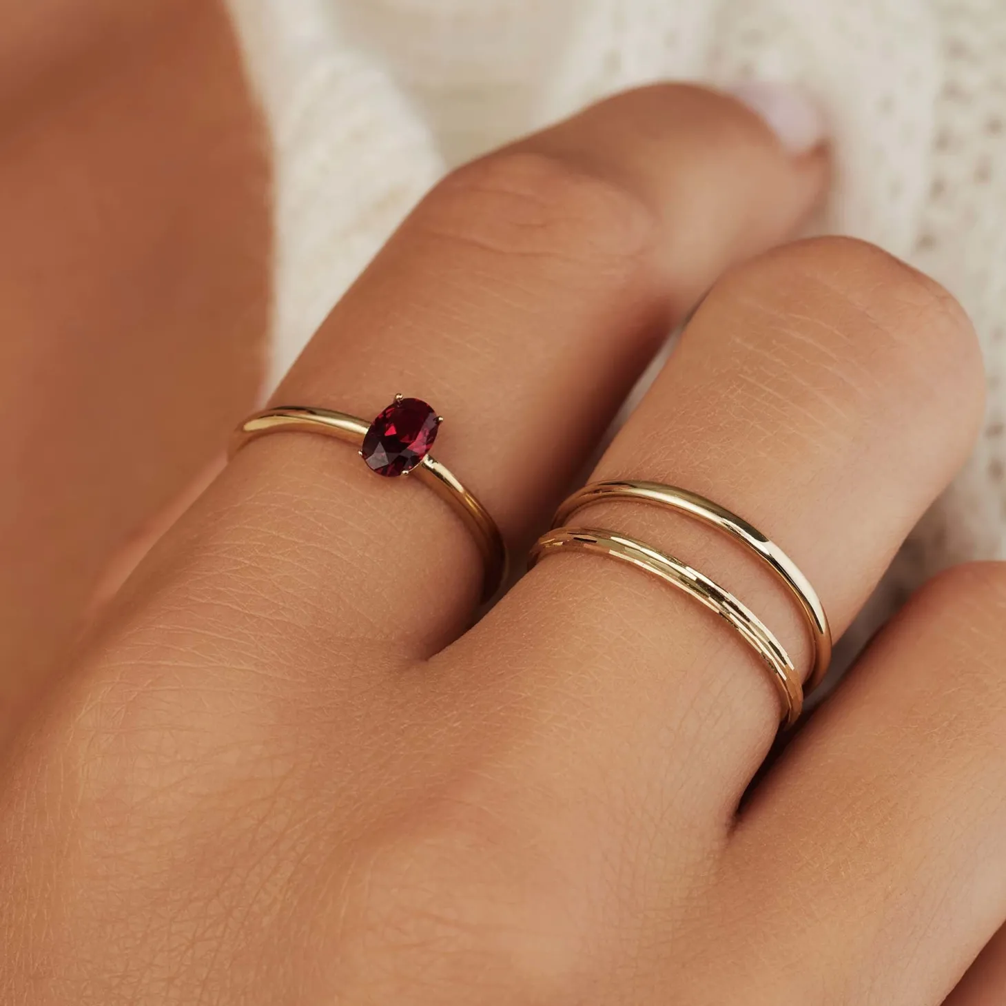 Isabel Bernard Rivoli Laura 14 karaat gouden ring met diamond cut Sale
